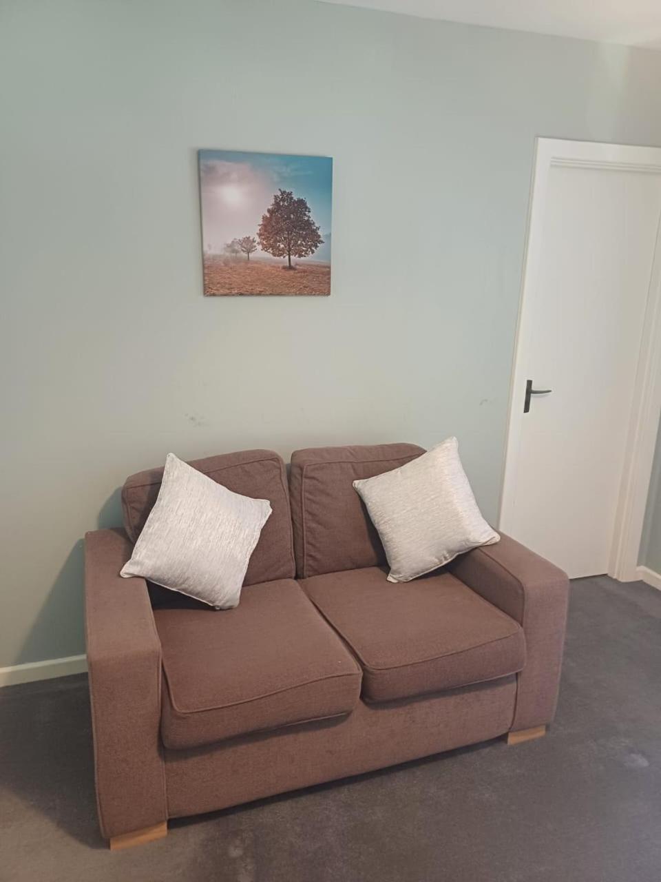 Проживание в семье 51 Lenham House Саттон