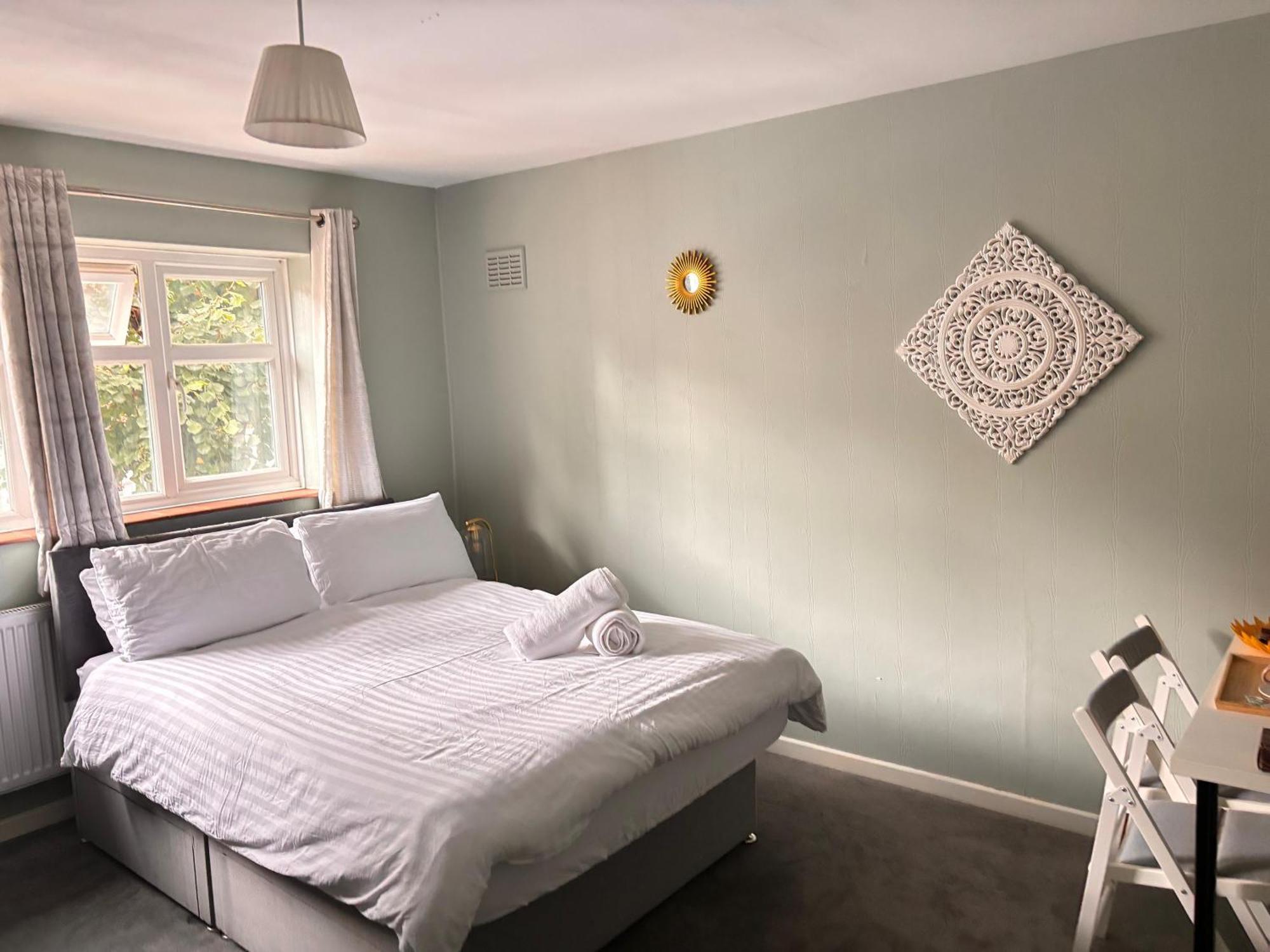 Проживание в семье 51 Lenham House Саттон