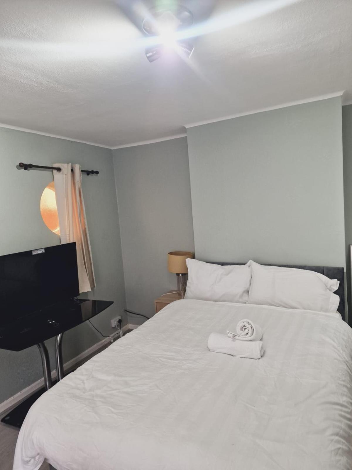 51 Lenham House Homestay
