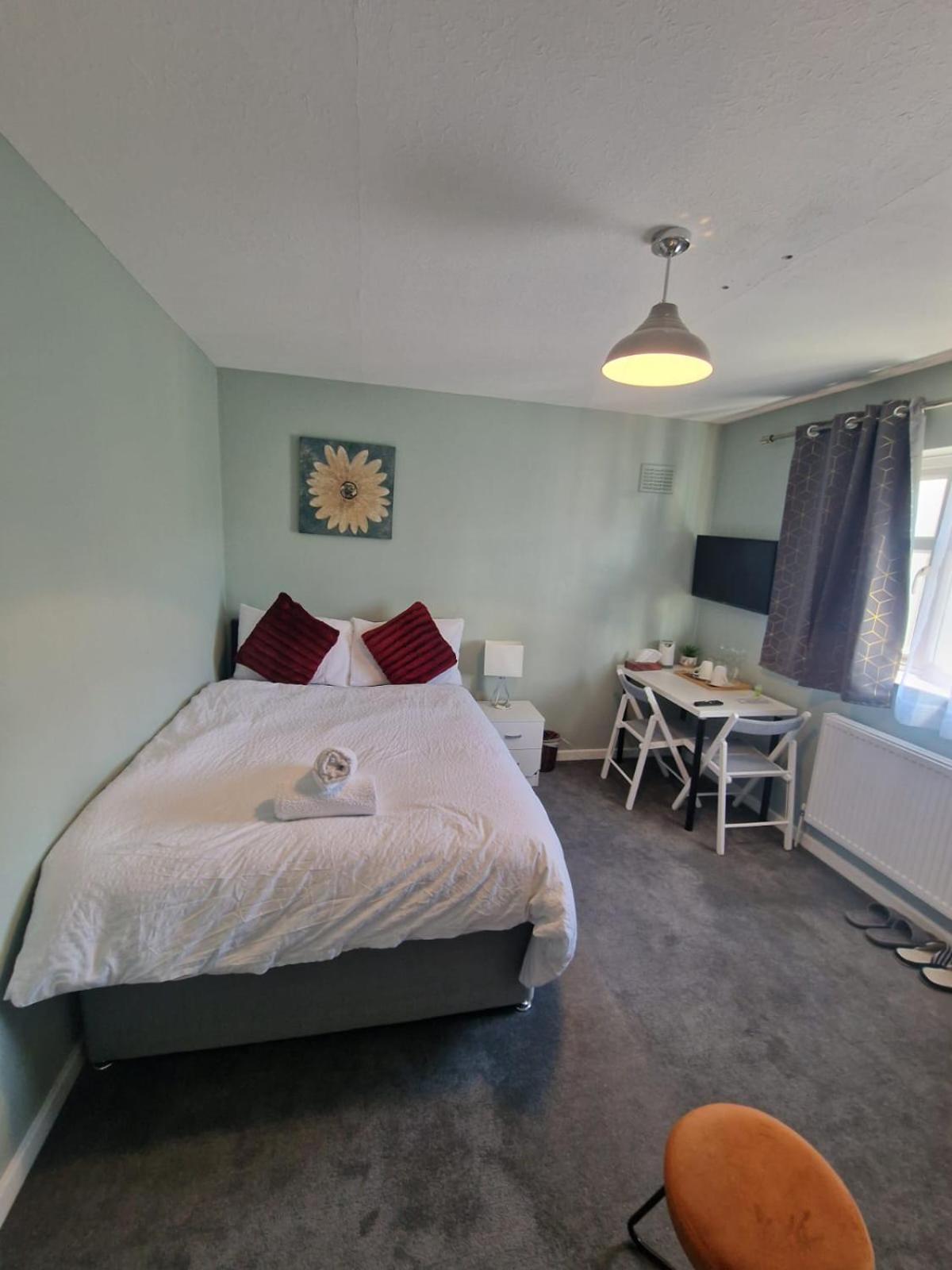 Homestay 51 Lenham House