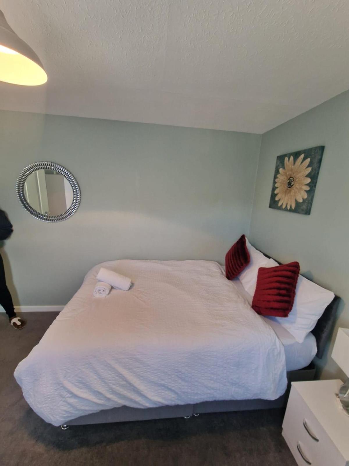 51 Lenham House *